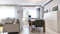 Living room of Flat for sale in  Logroño  with Air Conditioner, Heating and Parquet flooring