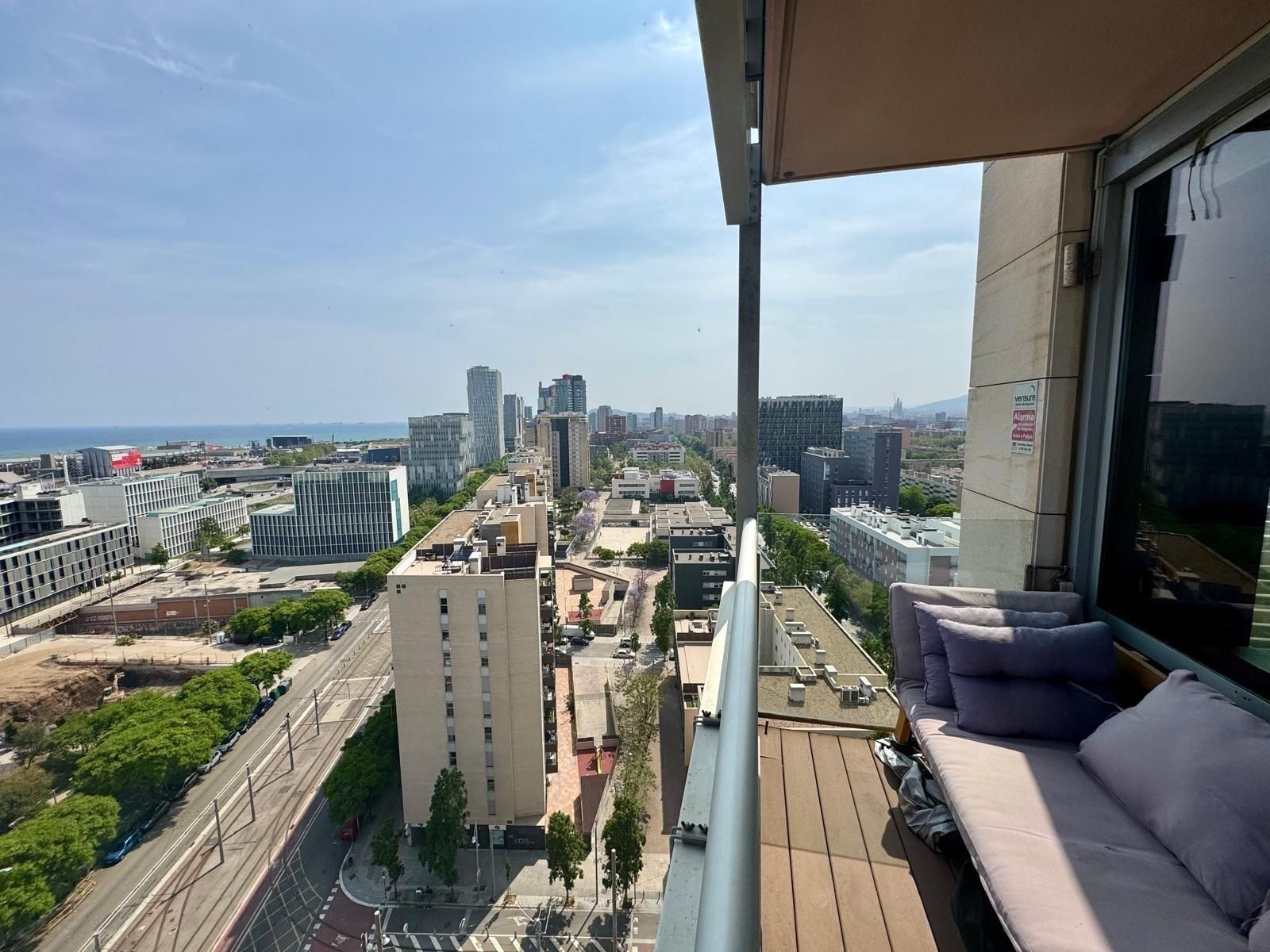 Exterior view of Flat for sale in Sant Adrià de Besòs  with Air Conditioner, Heating and Terrace