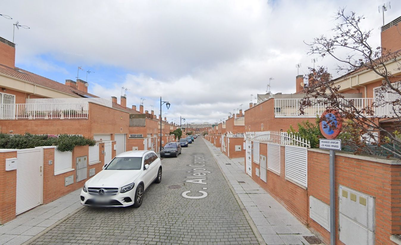 Exterior view of Duplex for sale in Parla