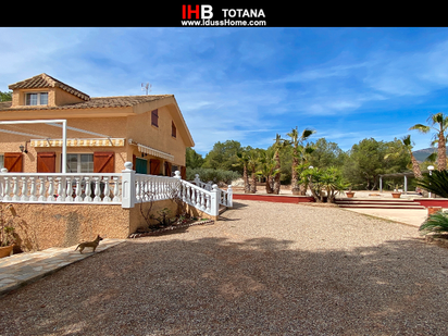 Vista exterior de Casa o xalet en venda en Totana amb Terrassa i Piscina