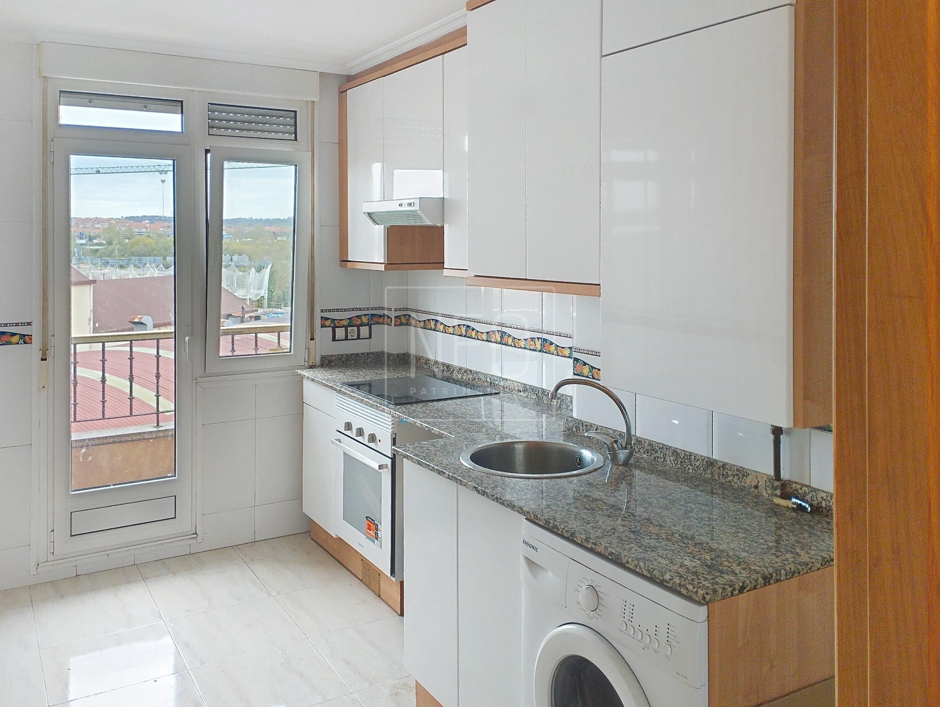 Kitchen of Flat for sale in Siero  with Heating, Parquet flooring and Terrace