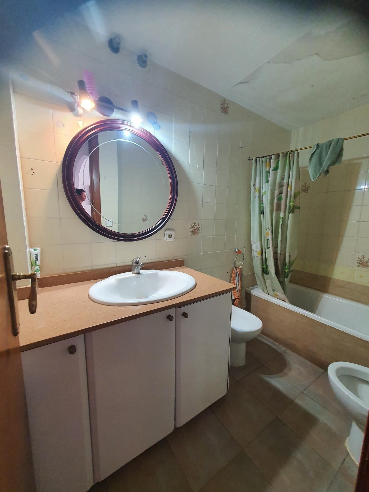 Bathroom of Flat for sale in  Palma de Mallorca  with Terrace and Storage room