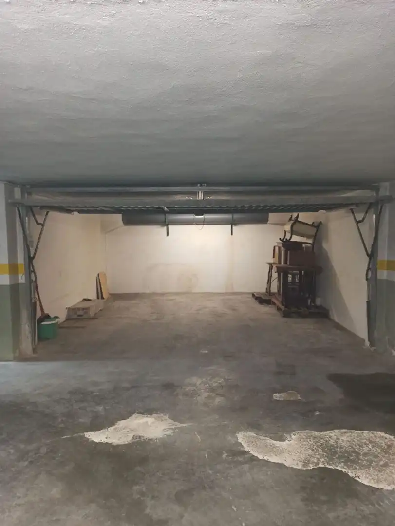 Parkplatz zum Verkauf in Calle de Villajoyosa 8, imagen 10