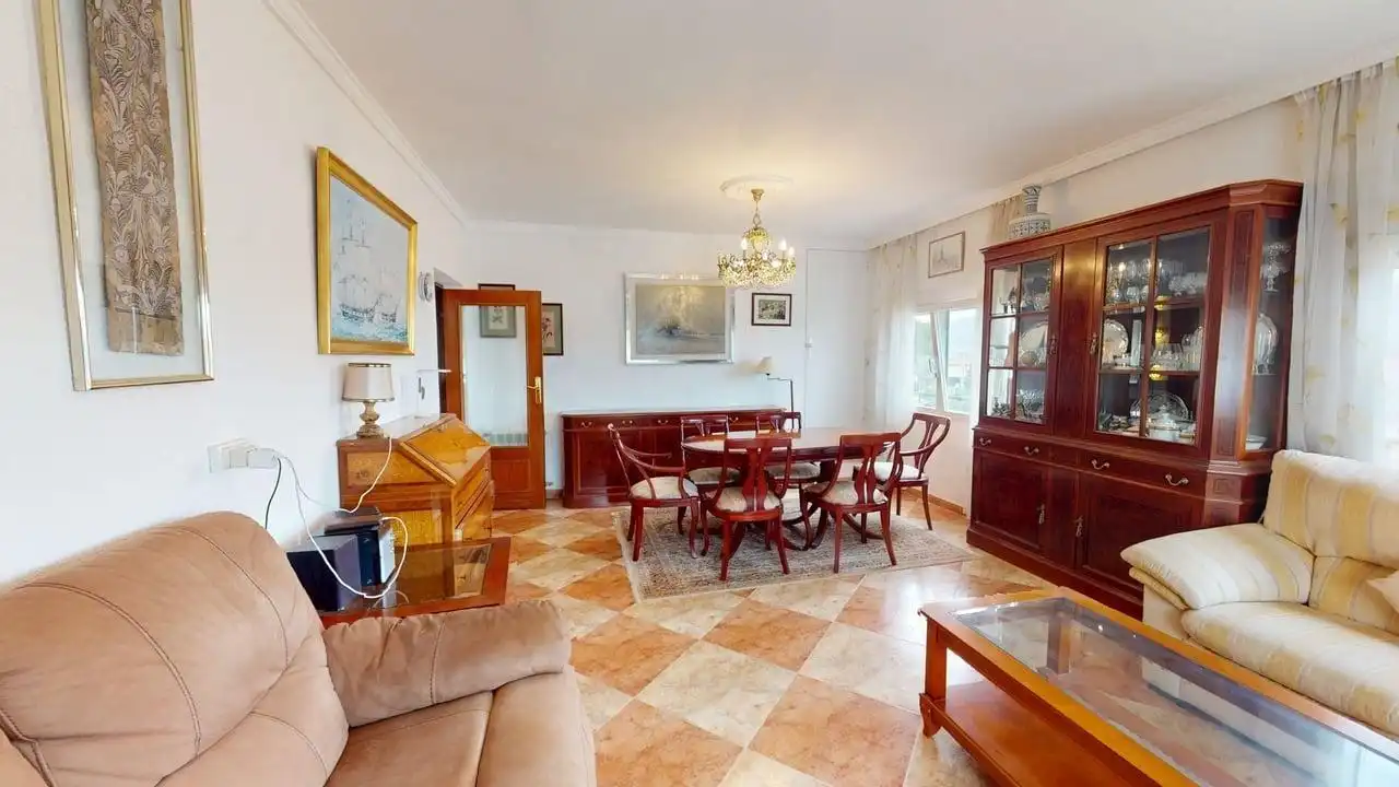 Menjador de Casa o xalet en venda en L'Alfàs del Pi amb Jardí privat, Terrassa i Traster