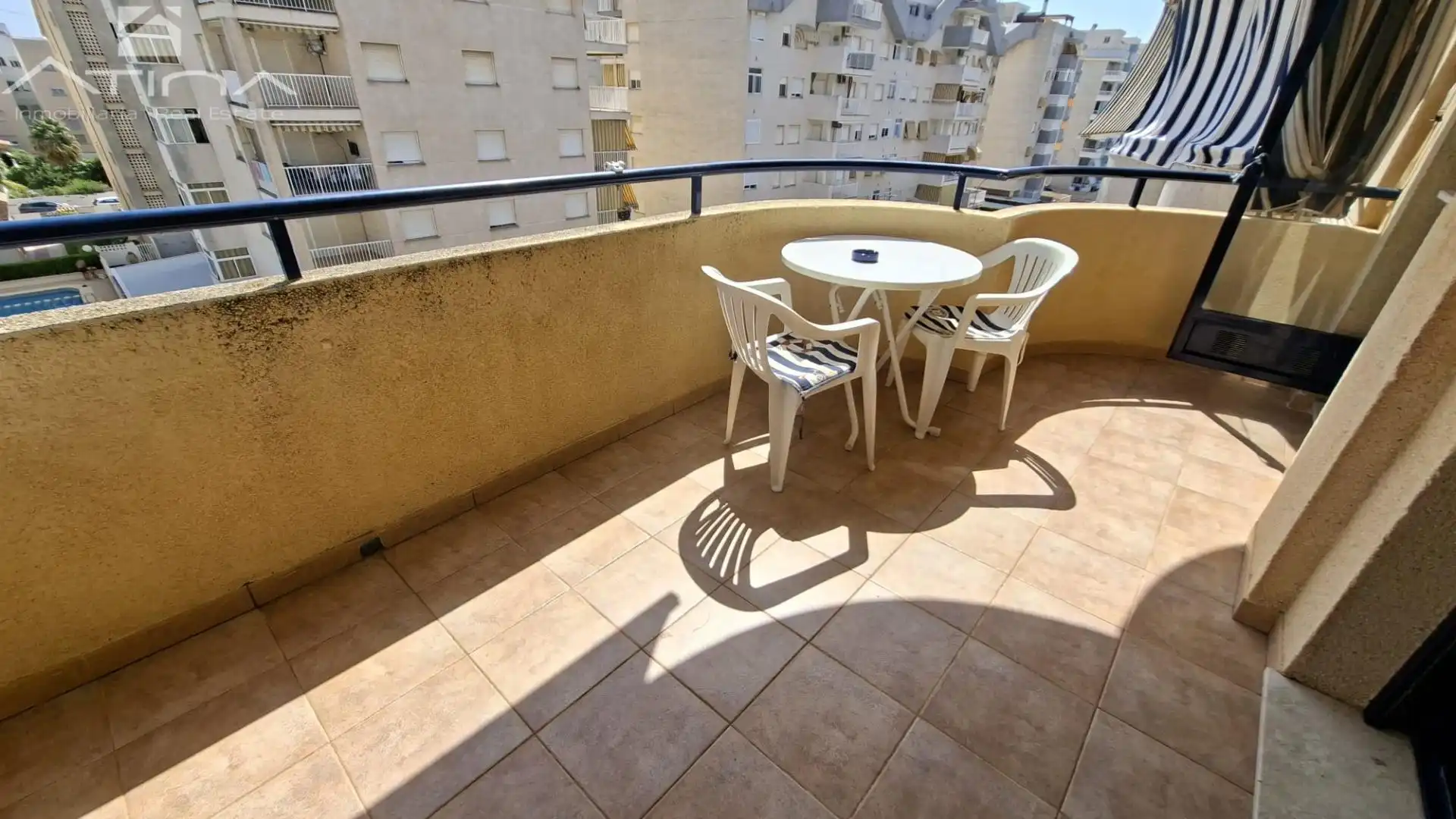 Appartement compact avec piscine à vendre à Daimús