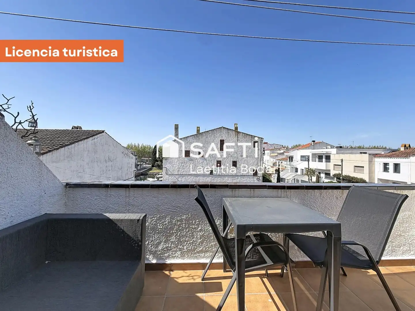 Vista exterior de Casa adosada en venta en Empuriabrava con Aire acondicionado, Calefacción y Terraza