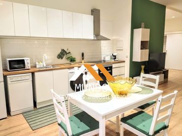 Ground floor for sale in L'Eixample