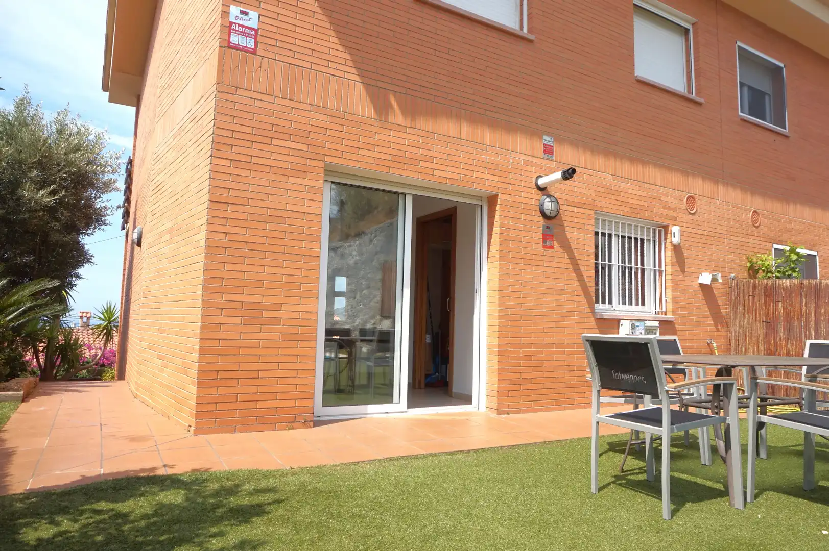 Jardí de Casa adosada en venda en Pineda de Mar amb Calefacció, Jardí privat i Terrassa