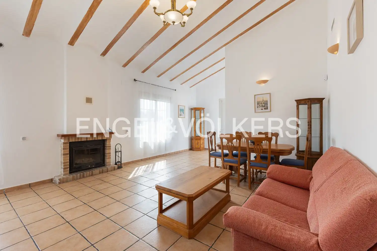 Sala de estar de Casa o chalet de alquiler en Algar de Palància con Aire acondicionado, Calefacción y Jardín privado