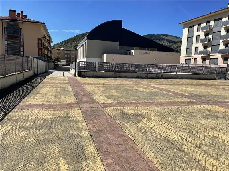 Residencial en venta en ELISEO CADARSO, Ezcaray