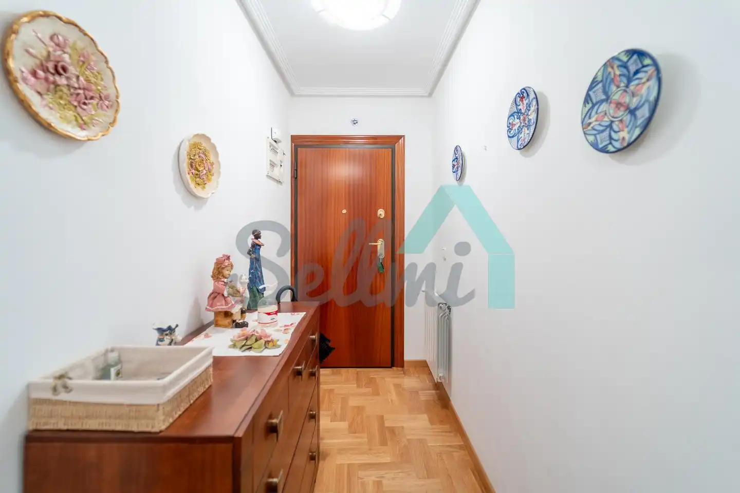 Piso en venta en Tineo con Calefacción, Parquet y Trastero