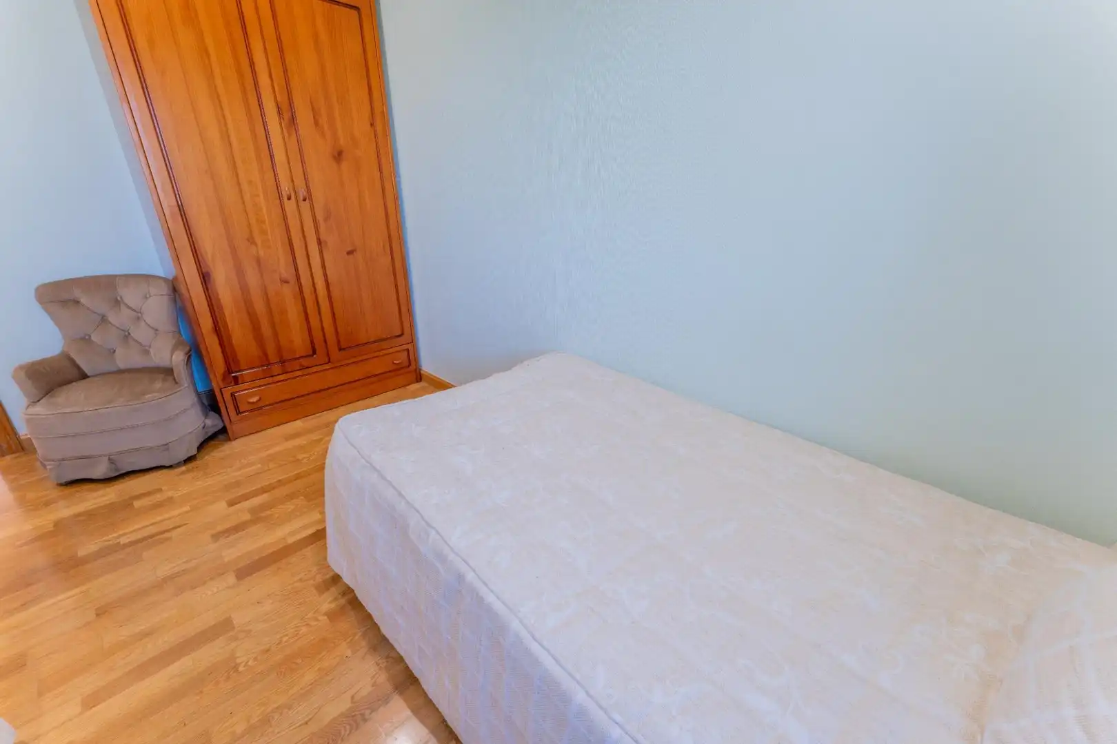 Habitación de Casa o chalet en venta en Elche / Elx con Trastero, Piscina y Balcón