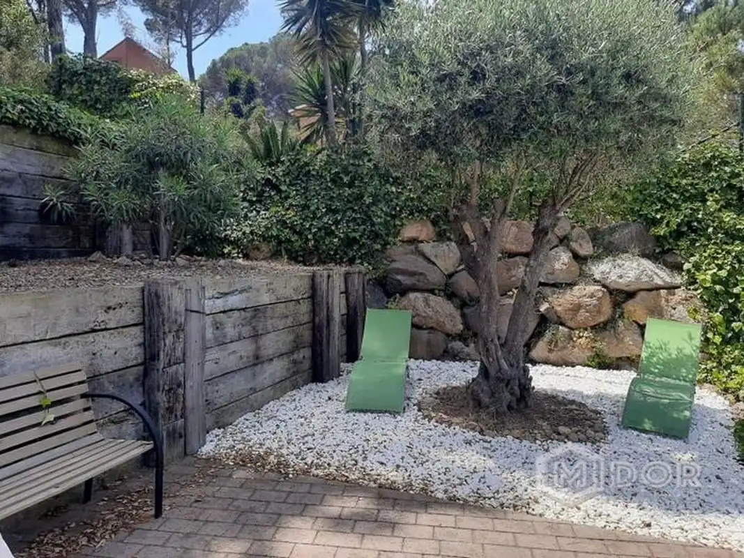 Jardí de Casa o xalet en venda en Sant Feliu de Guíxols amb Aire condicionat, Calefacció i Jardí privat