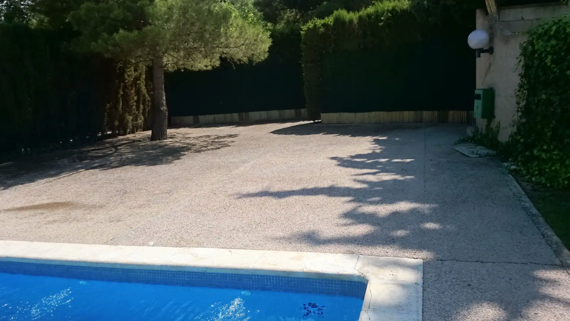 Piscina de Casa o xalet en venda en Ainzón amb Calefacció, Jardí privat i Terrassa