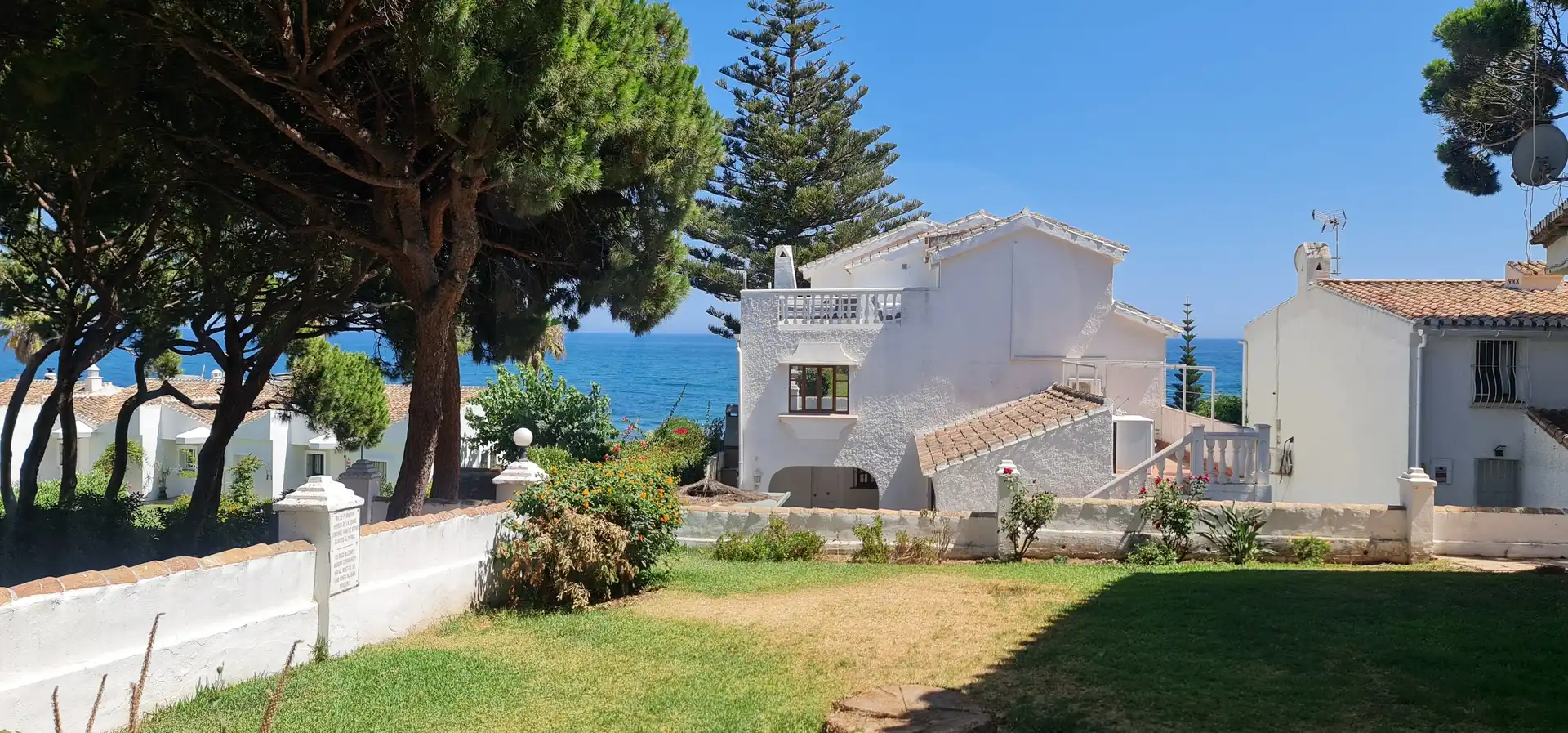 Maison jumelée avec piscine à vendre à Calahonda