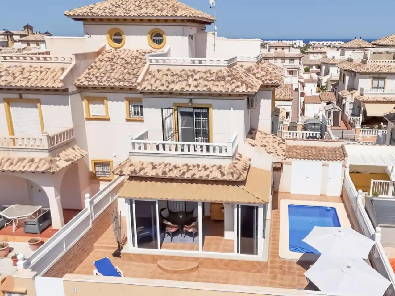 Exterior view of Houses for sale in Orihuela  with Air Conditioner, Heating and Terrace