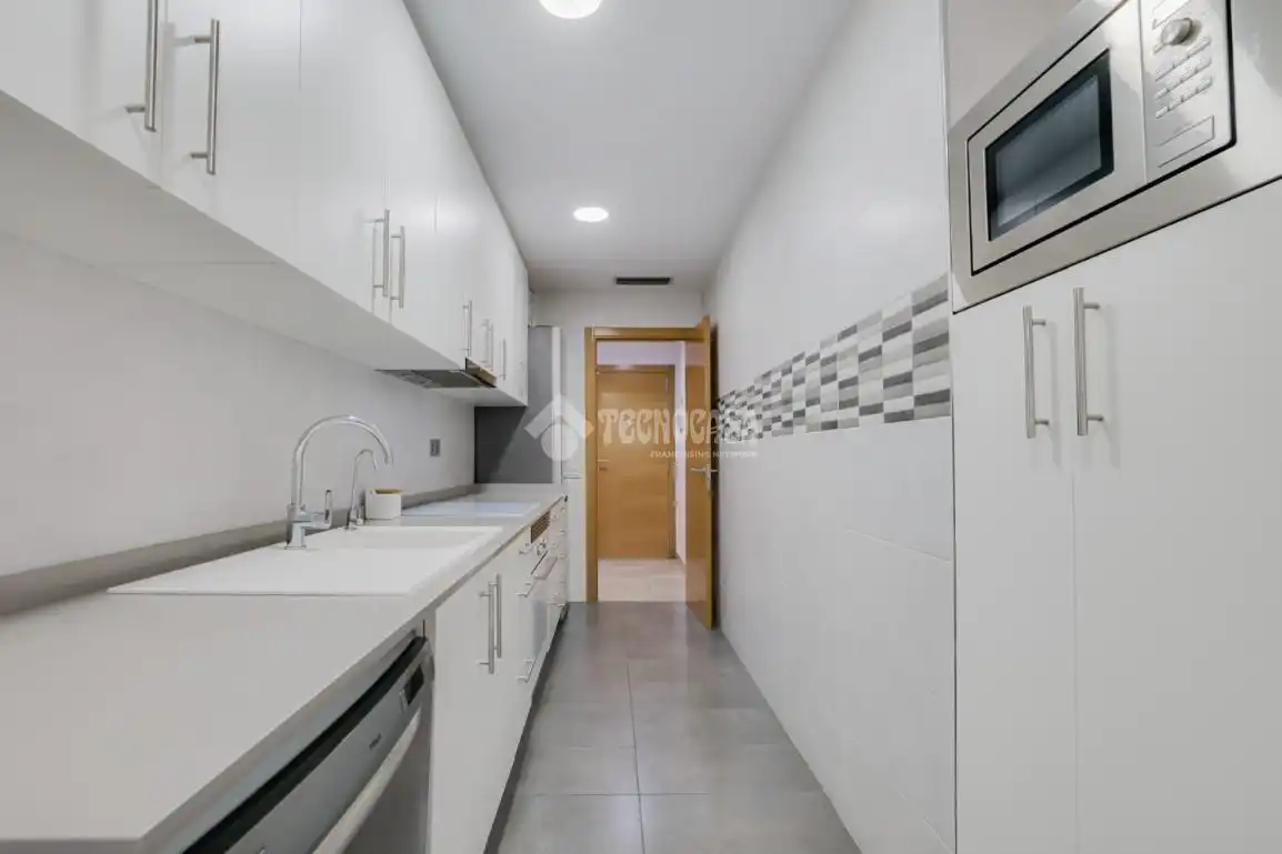 Piso con terraza en venta en Can Mas, imagen 15