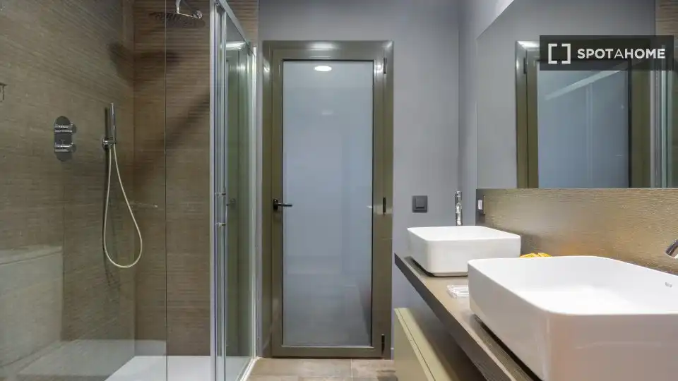 Flat with terrace to rent in Eixample, imagen 15