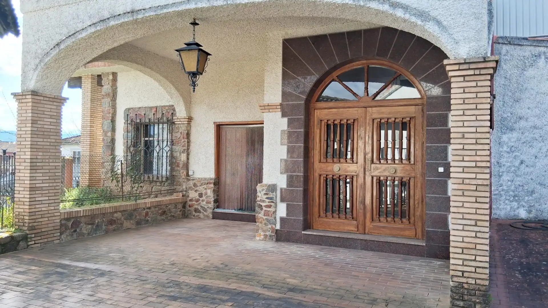 Casa o chalet en venta en Sotoserrano con Calefacción, Terraza y Trastero
