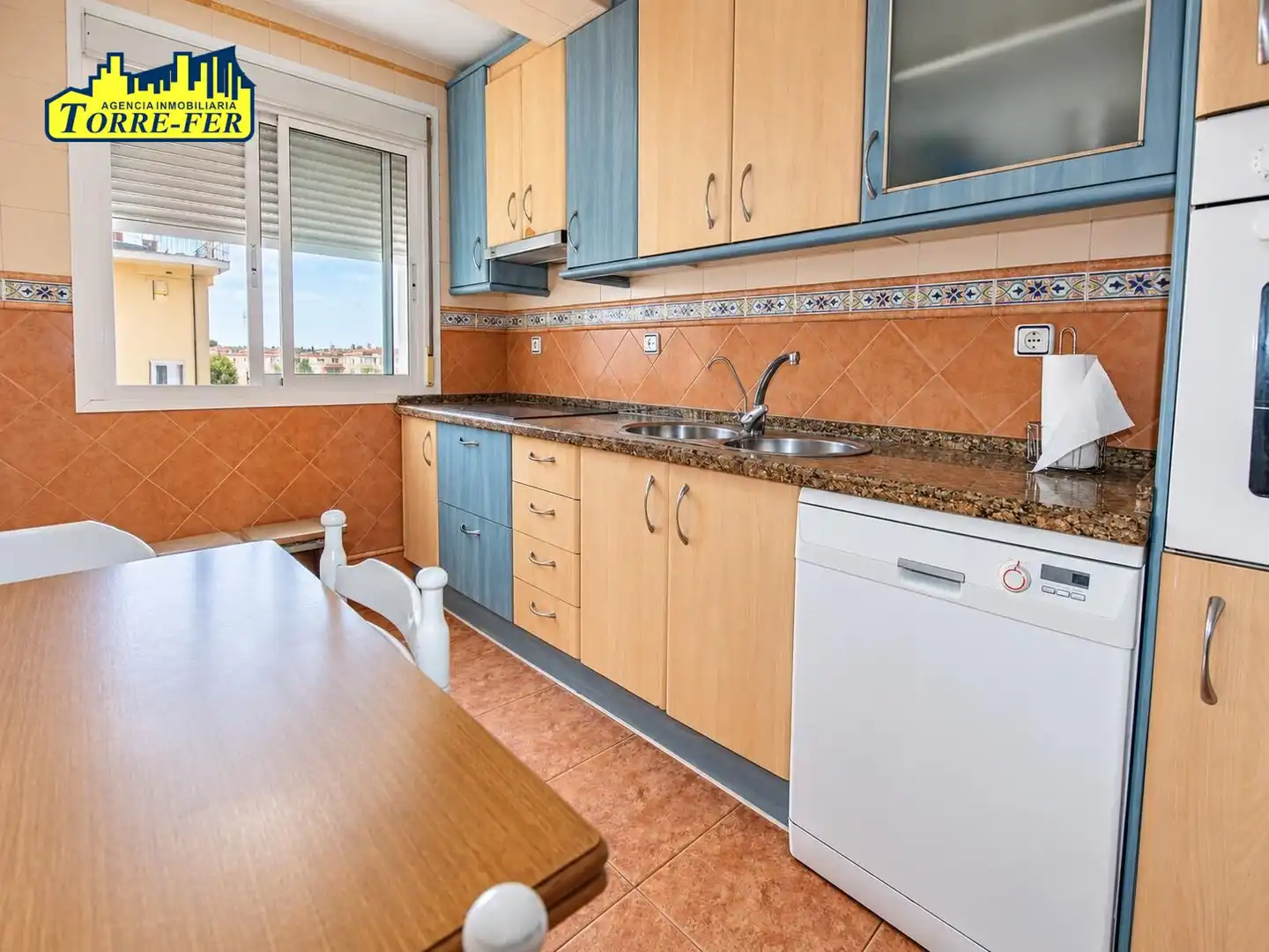 Flat with lift for sale in Avenida DE VILCHES 11, imagen 7