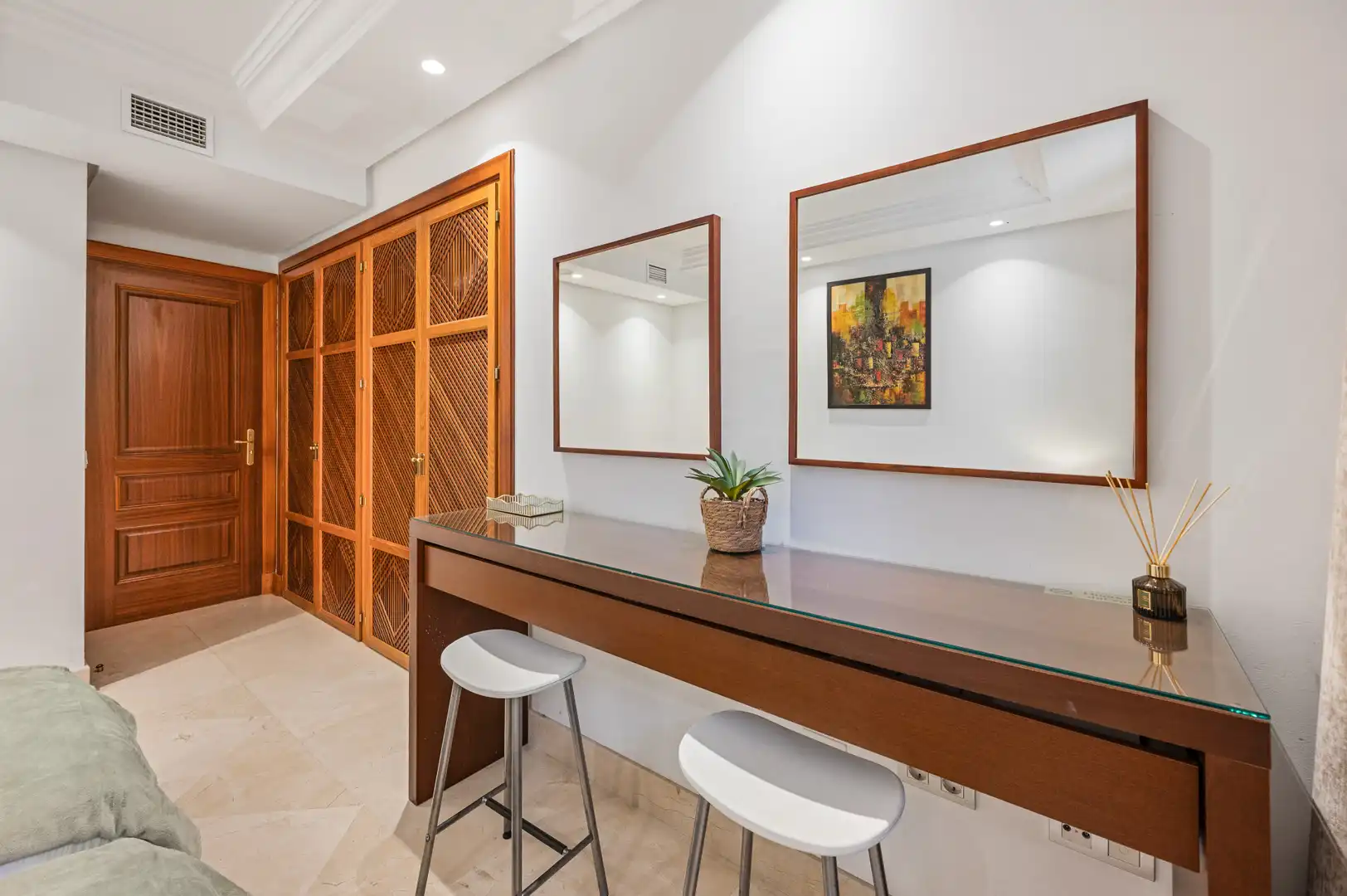Apartamento de alquiler en Estepona con Aire acondicionado, Terraza y Piscina