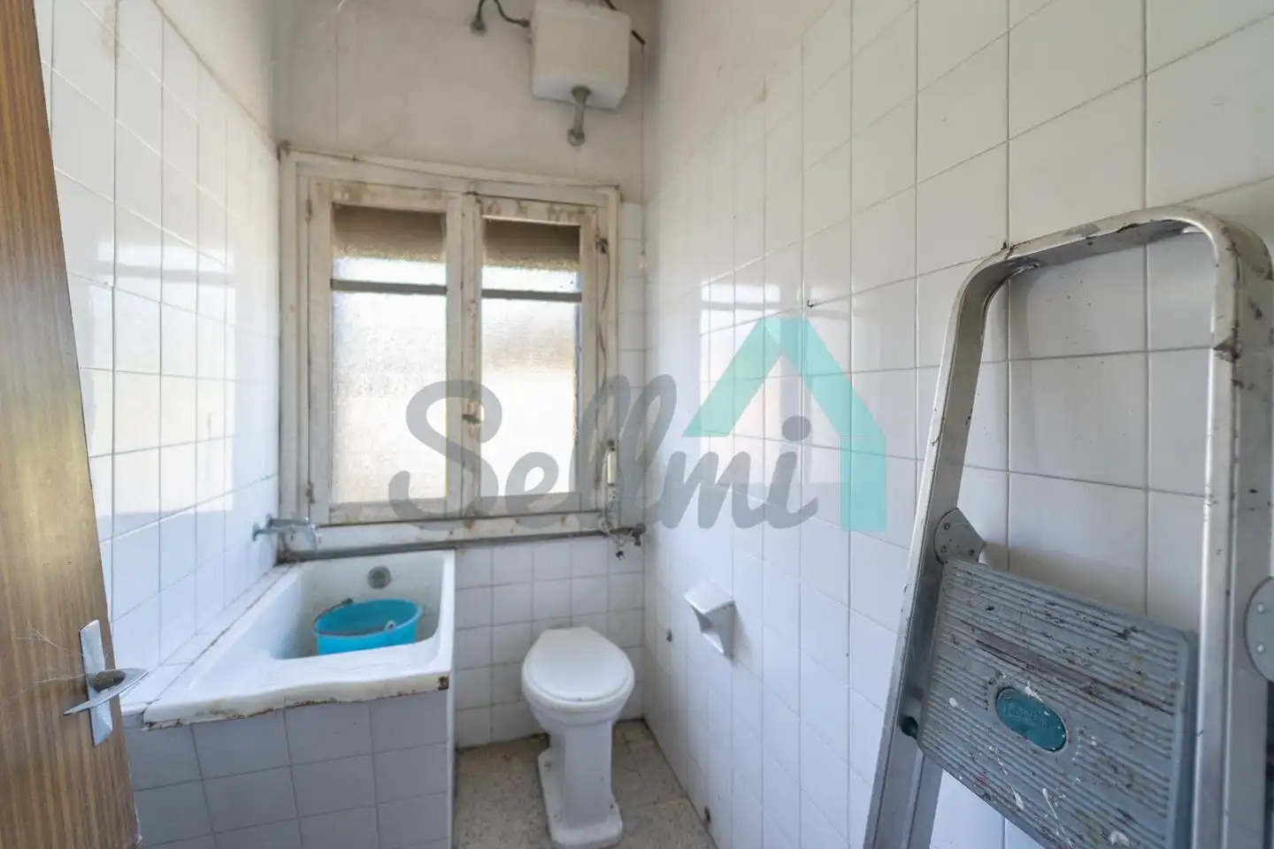 Bany de Edifici en venda en Piloña