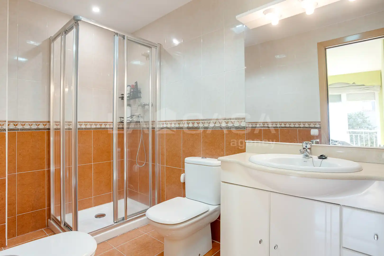 Piso en venta en Carrer de la Circumval-lació, Fondo
