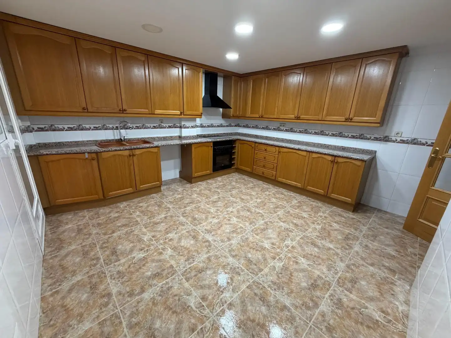 Wohnung zur Miete in Xàtiva