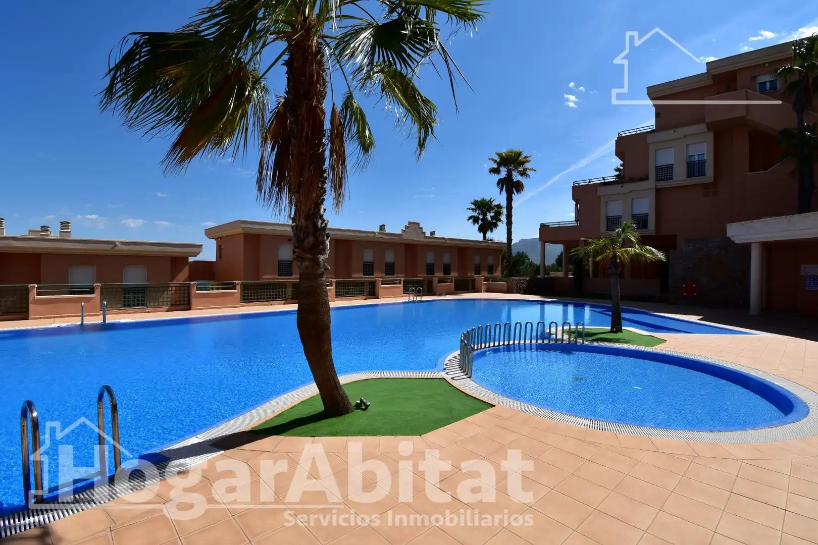 Vista exterior de Piso en venta en Pedreguer con Calefacción, Terraza y Amueblado