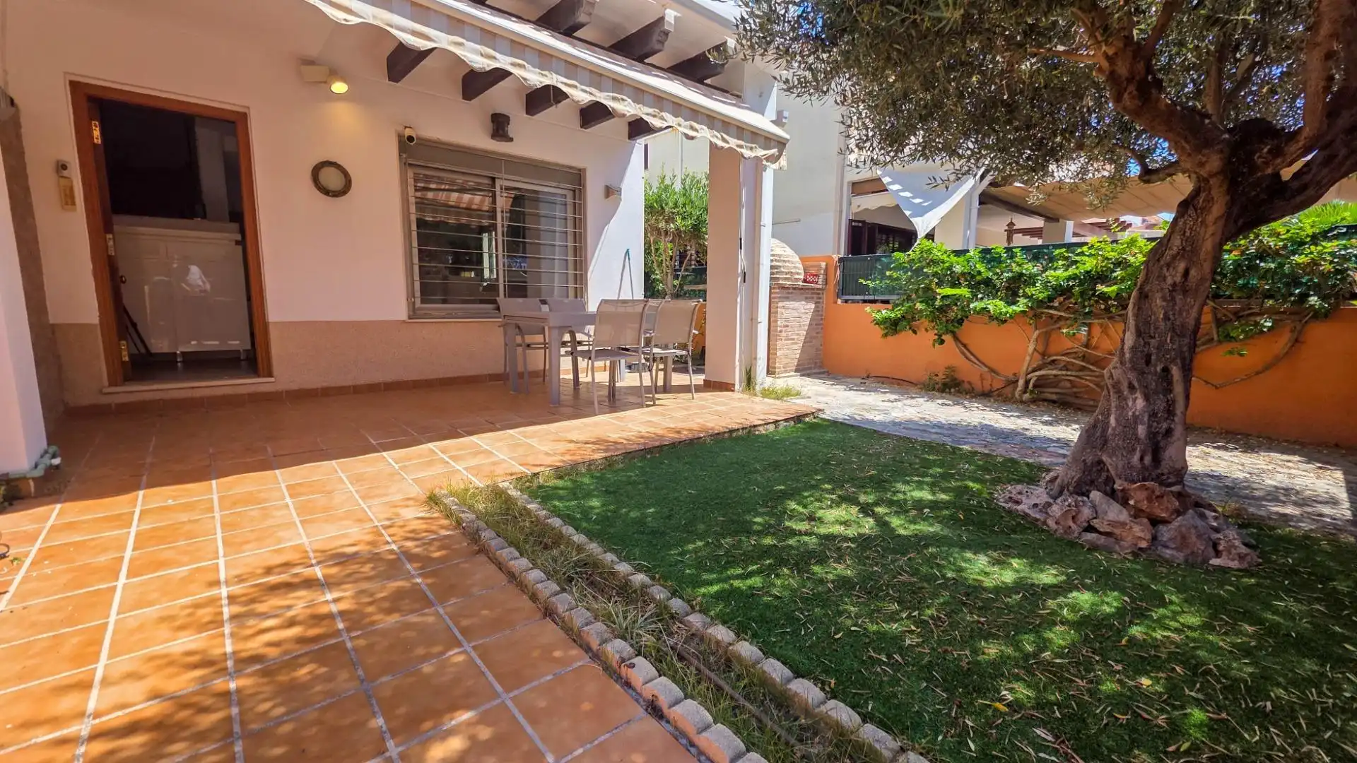 Casa adosada en venda a Calle POETA QUEROL, Canet d'En Berenguer