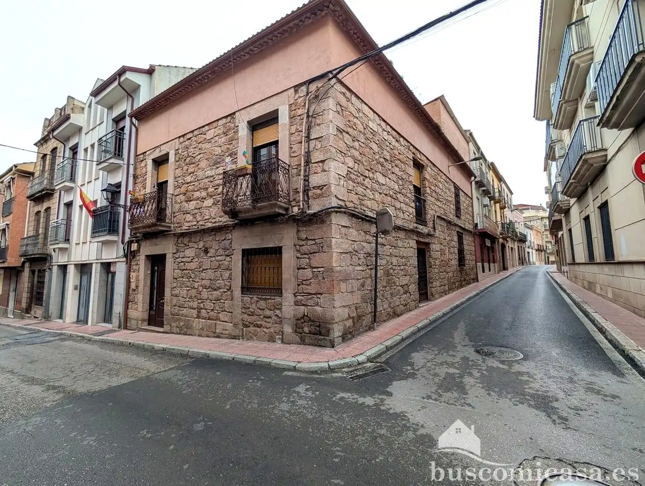 Casa amb terrassa en venda a Cánovas Del Castillo Ponton