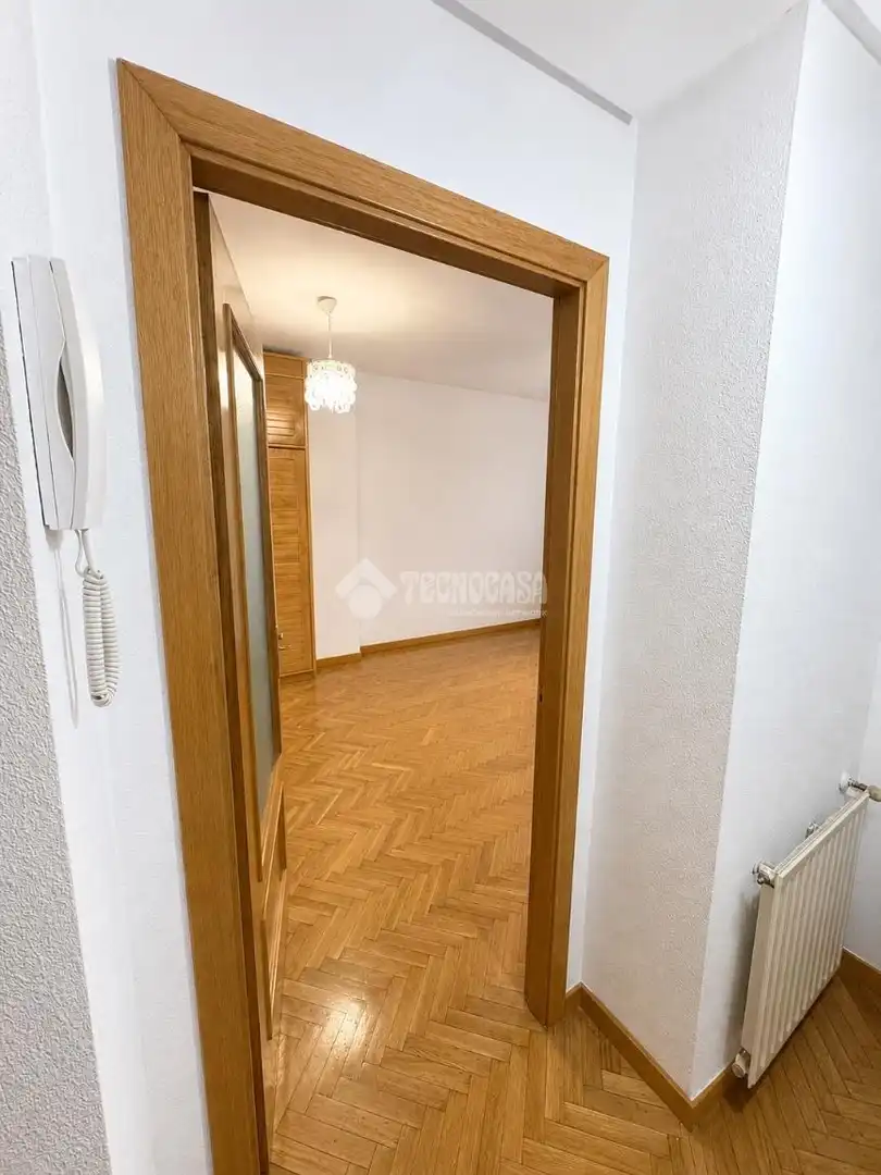 Habitación de Piso en venta en Madrid con Calefacción y Terraza