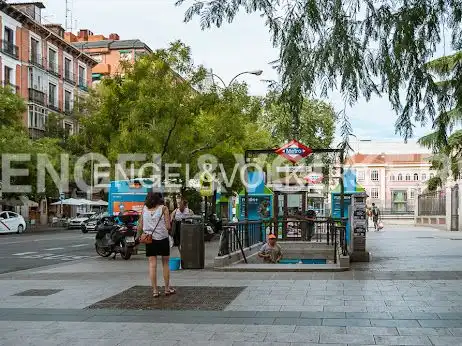 Außenansicht von Wohnung zur Miete in Centro