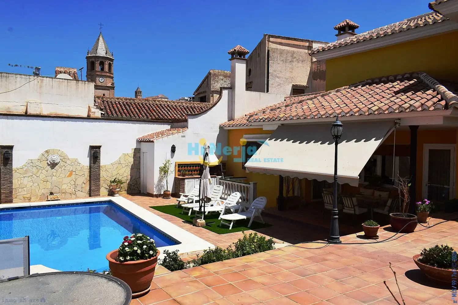 Chalet con piscina en venta en Vélez-Málaga ciudad, imagen 3
