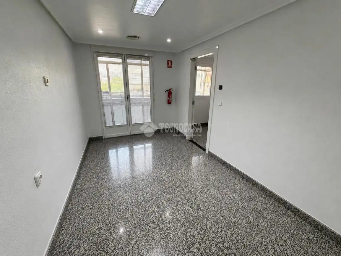 Piso en venta en León Capital  con Calefacción, Terraza y Trastero