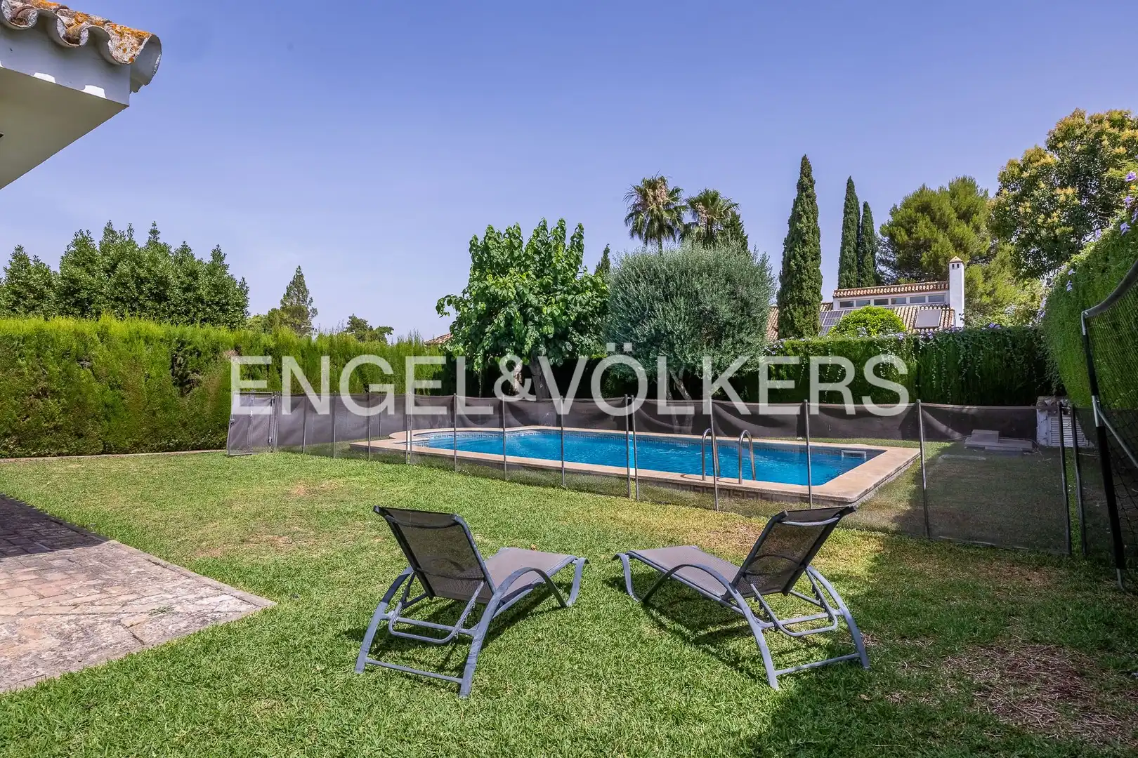 Casa amb jardí en venda a Gines