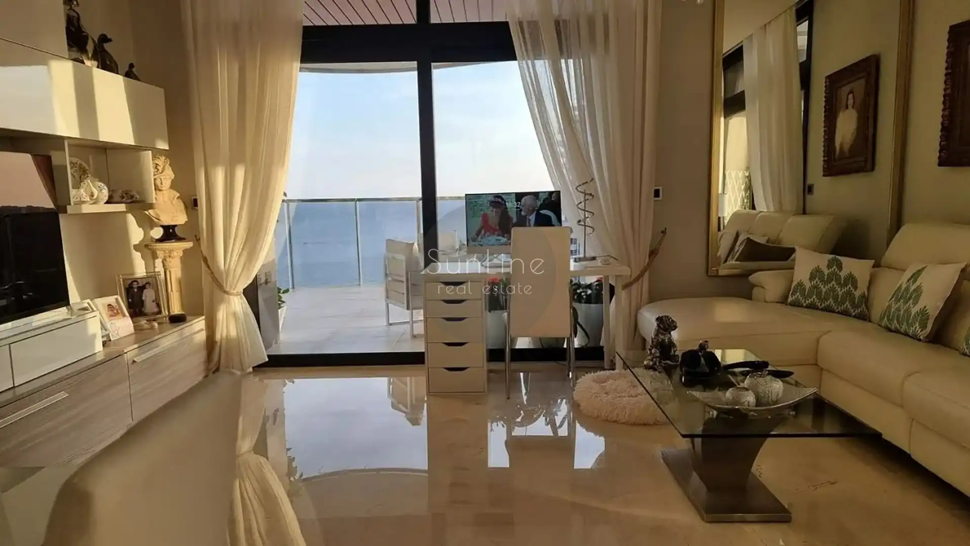 Wohnzimmer von Wohnung zum Verkauf in Benidorm mit Möbliert, Balkon und Whirlpool