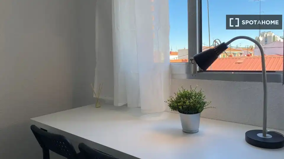 Piso de alquiler en Madrid con Aire acondicionado, Calefacción y Amueblado