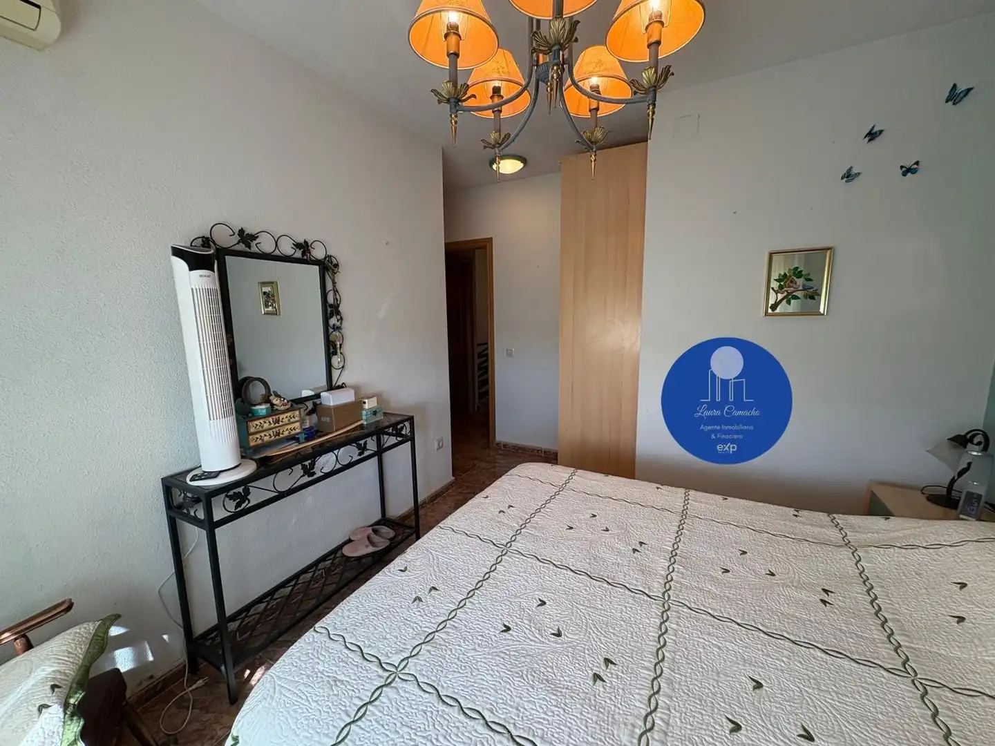 Dormitori de Casa adosada en venda en Yuncler amb Aire condicionat, Calefacció i Jardí privat