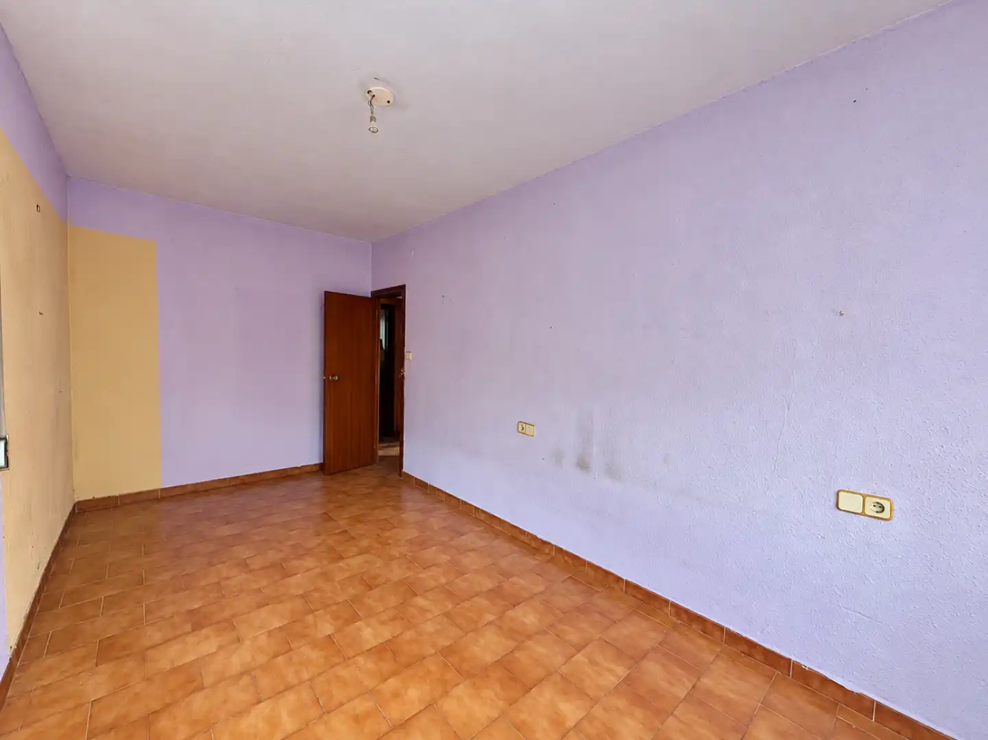 Schlafzimmer von Wohnung zum Verkauf in Cerdanyola del Vallès mit Privatgarten und Balkon