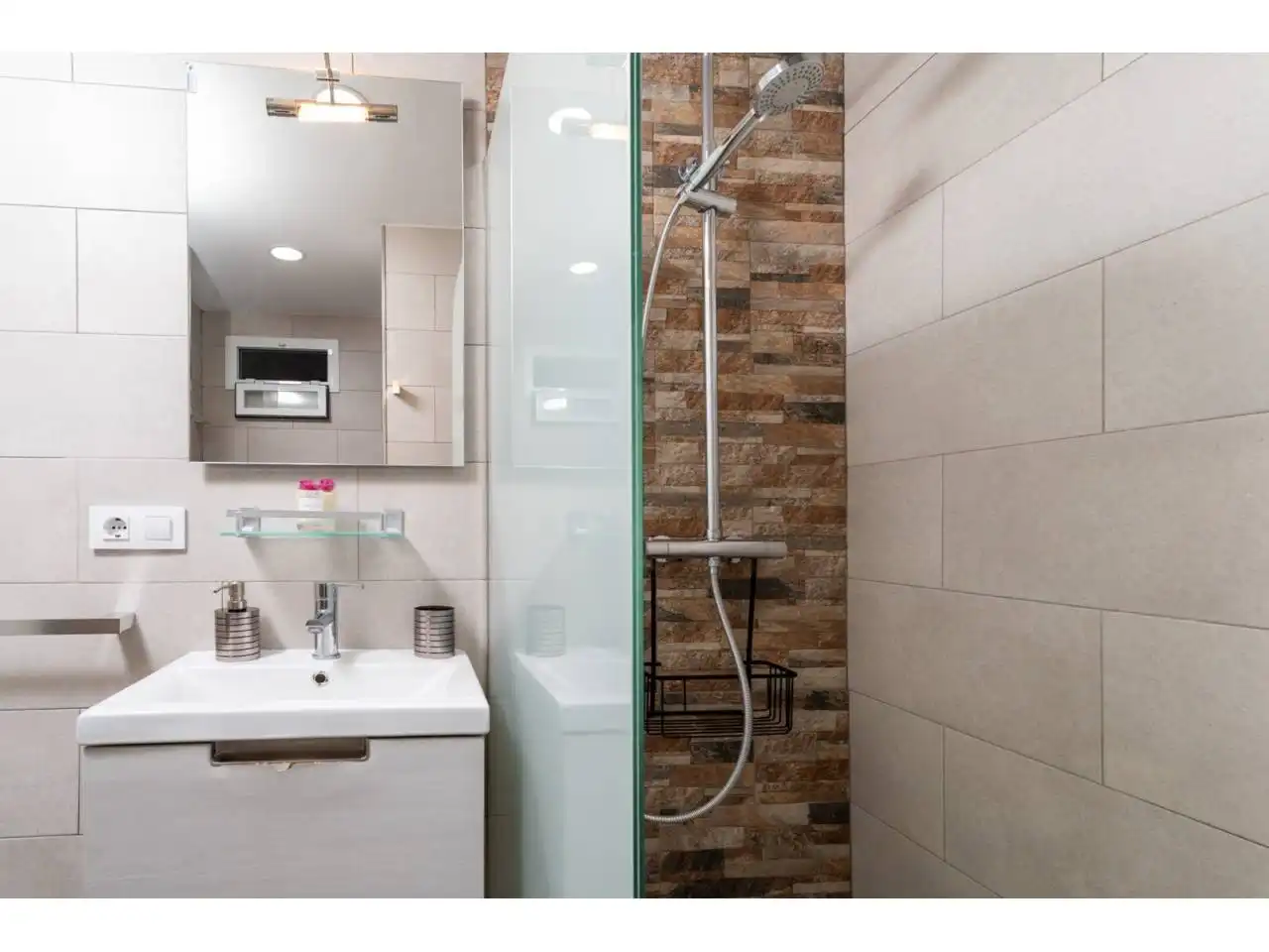 Baño de Casa o chalet en venta en Chiclana de la Frontera con Aire acondicionado, Jardín privado y Terraza