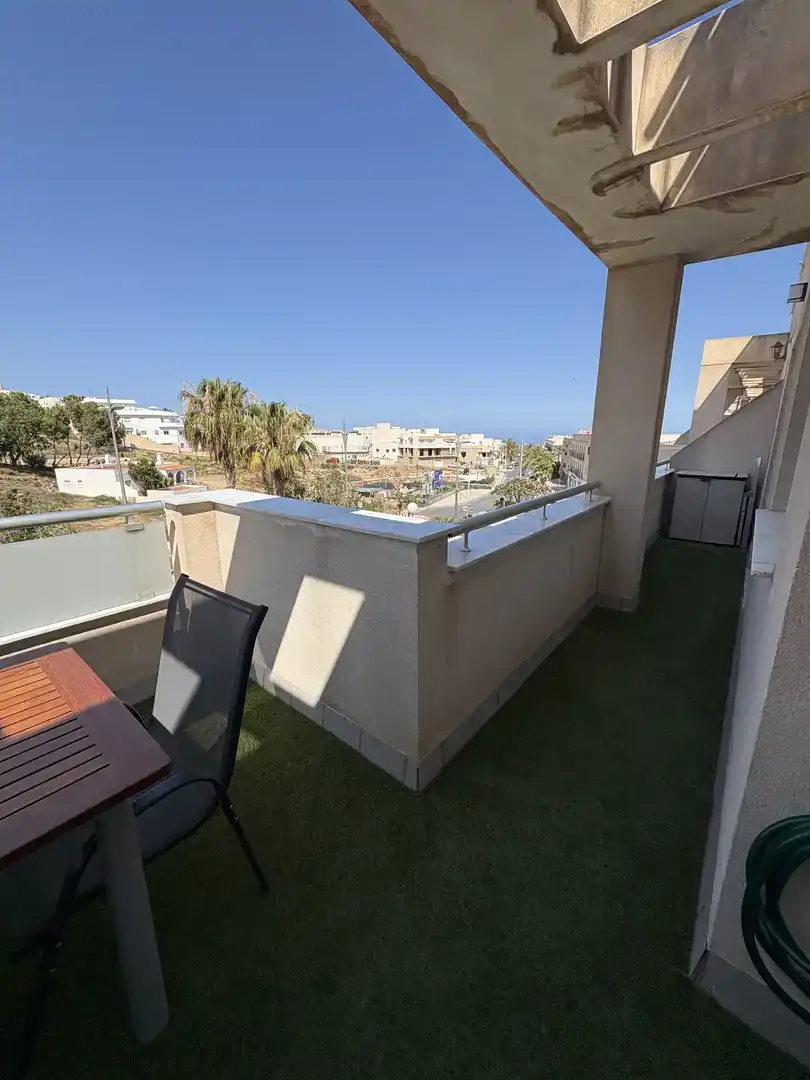 Terrasse von Wohnung zur Miete in Carboneras mit Klimaanlage, Schwimmbad und Möbliert