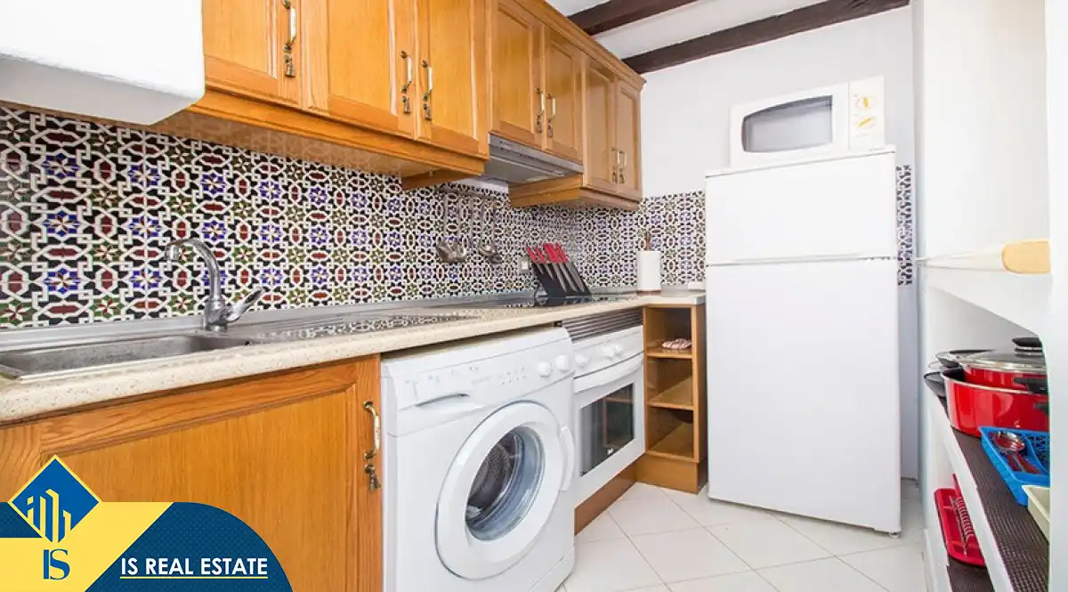 Cuina de Apartament de lloguer en Torrevieja amb Aire condicionat, Calefacció i Terrassa