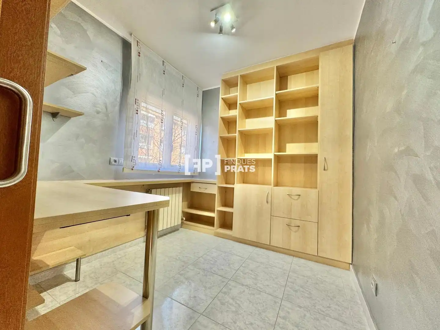 Piso en venta en Lleida con Calefacción, Terraza y Trastero
