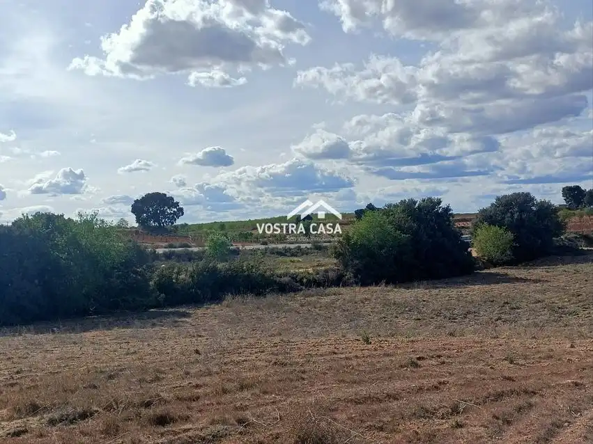 Terreno en venta en Caudete de las Fuentes