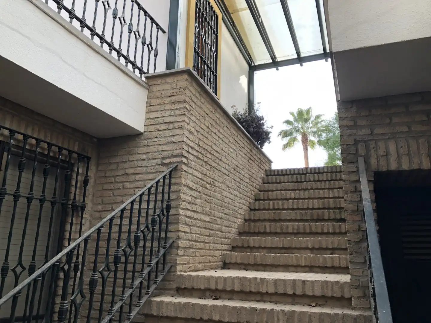 Houses for sale in Gines