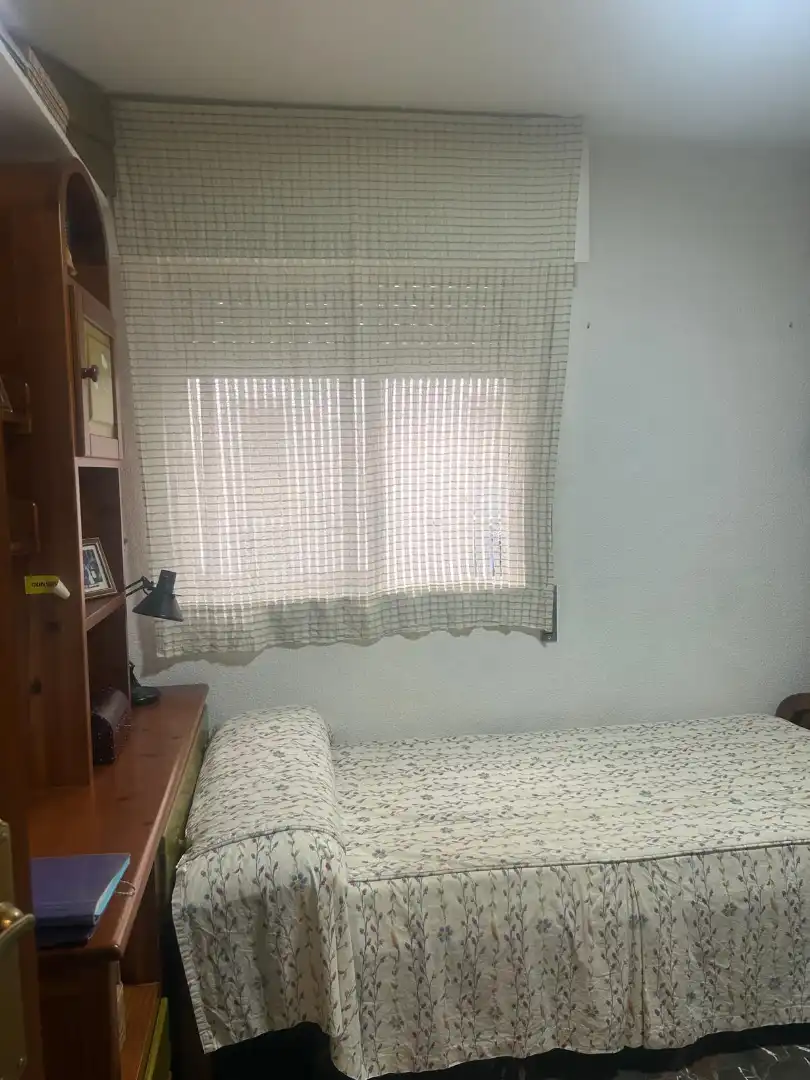 Dormitori de Pis en venda en Jaén amb Aire condicionat, Calefacció i Moblat