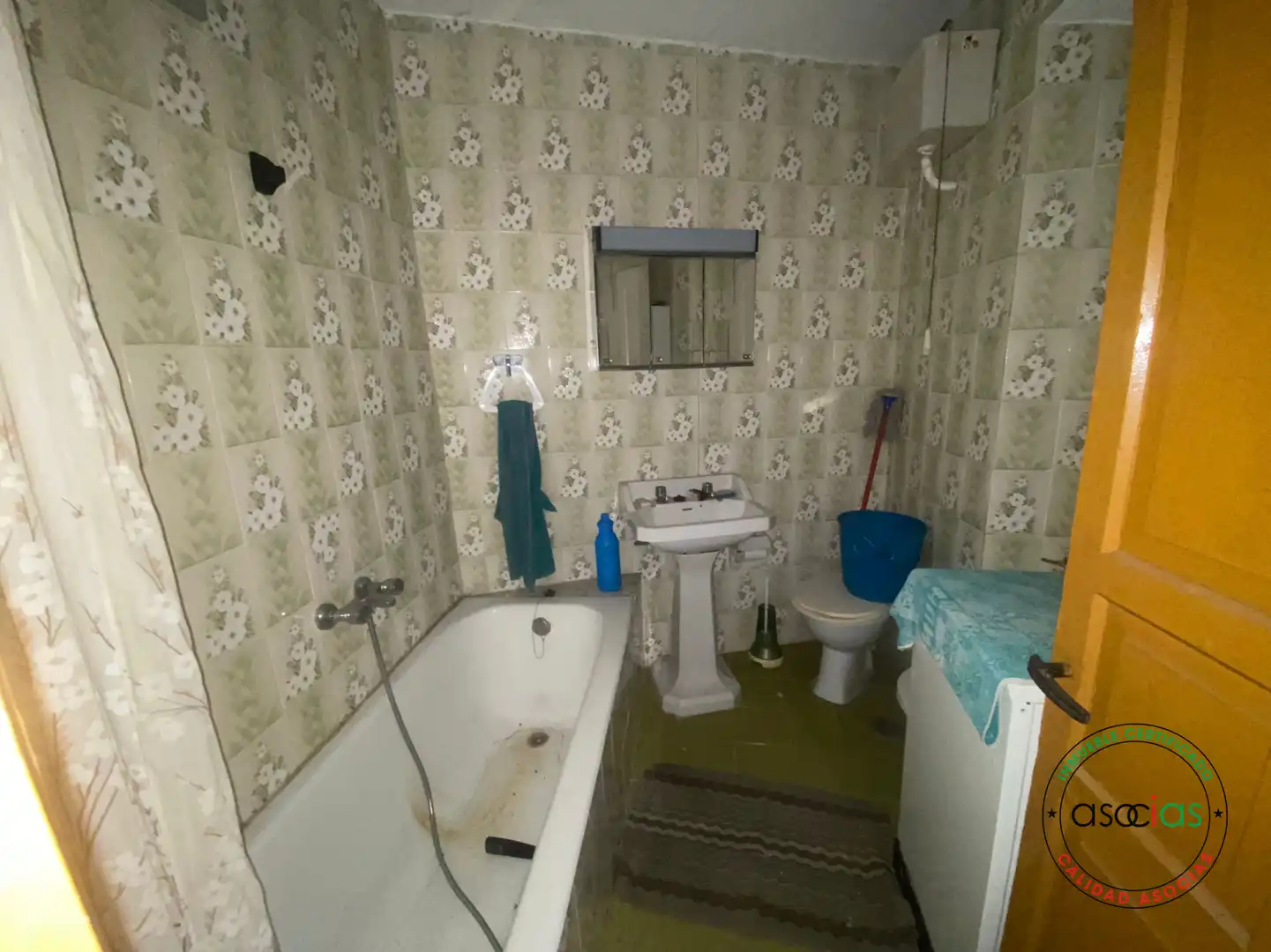 Bathroom of Houses for sale in Siero  with Heating and Terrace