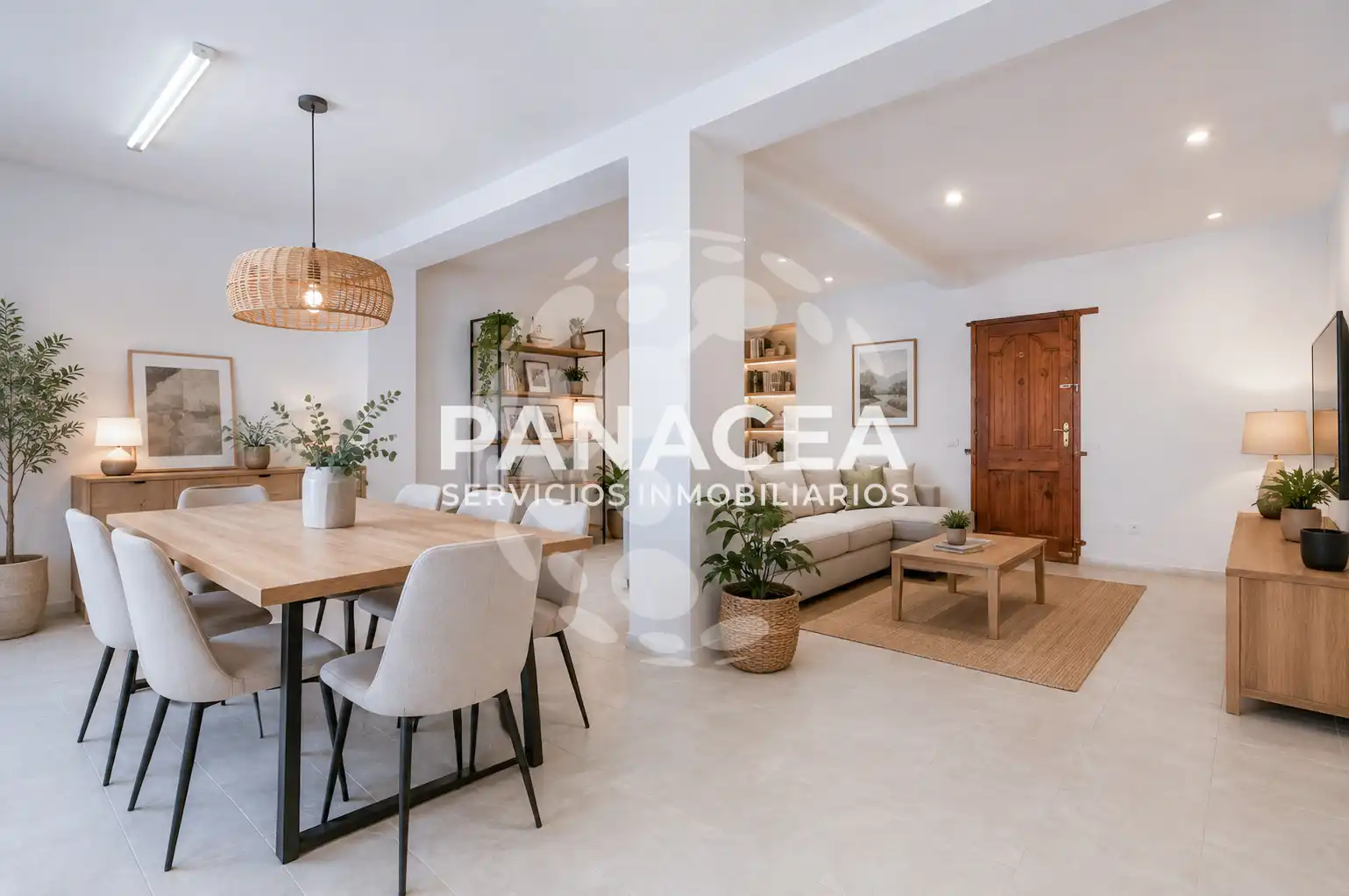 Local comercial en venta en Roquetas de Mar ciudad