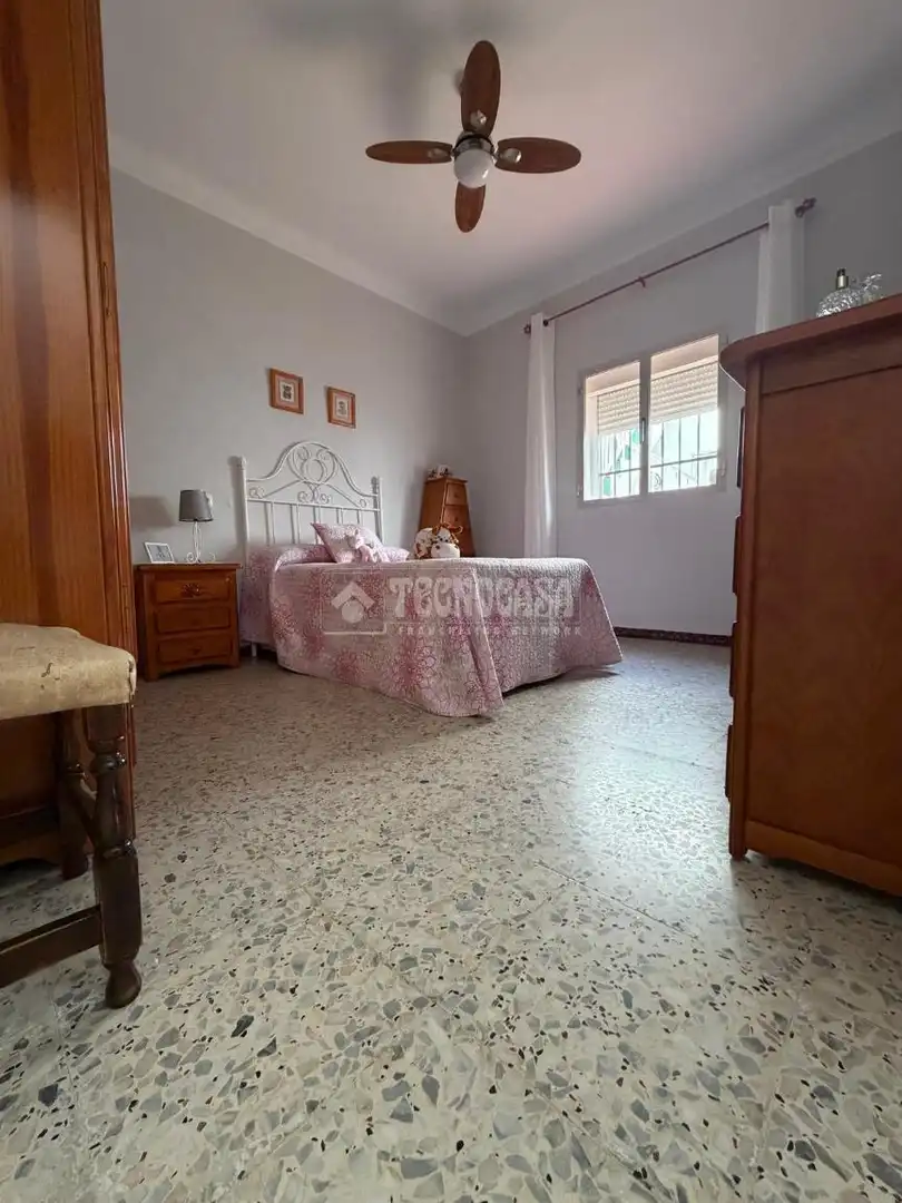 Habitación de Piso en venta en Utrera con Aire acondicionado y Calefacción